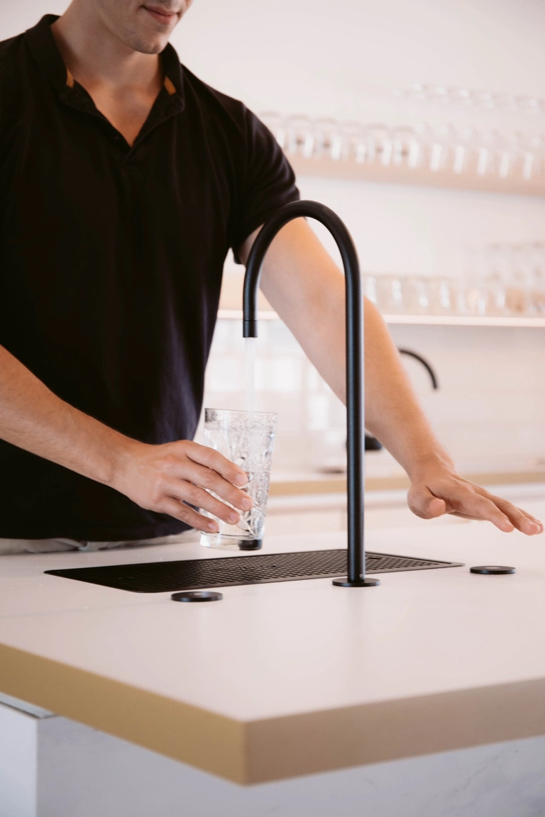 AQUALEX Fine Touchless Bora Coworking